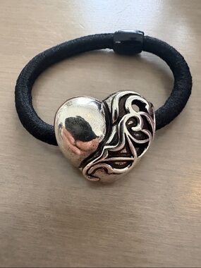 Chrome hearts heart hair tie